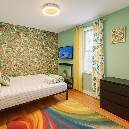 ניו יורק Tropical Comfort Room In Harlem Cozy Stay With Snacks & Style מראה חיצוני תמונה